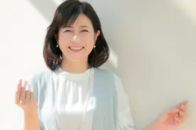 日本女演员因新冠去世，引起舆论震动，曾在家养病进ICU后确诊图片