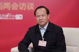 「代表心声」广西人大代表谢尚果：加大教育投入，扎实推进“教育强区”建设图片