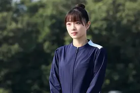 “嫂子，你个外人别上桌了，这是我们家宴”婆婆：闺女，闲人免进图片