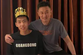 恭喜广东！2米20神塔正式进入一队，杜锋苦尽甘来，阿联亲自调教图片