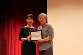 袁钧英：曾是我国高考状元，赴美深造却一去不回，现已成国际权威图片