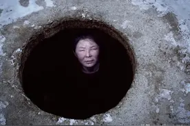 蒙古国现在有多惨？在首都流浪的游牧人，只能住下水道图片