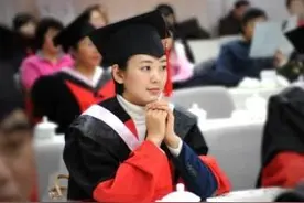 女博士都到夜场去上班了，“内卷”泛滥的时代，如何保护好自己？图片