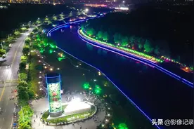 探访“国际庄”夜幕下的十里花廊：犹如一片“灯光海洋”图片