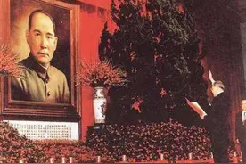 台独教父一命呜呼，两岸民众欢庆，李登辉是怎么成为民族罪人的？图片