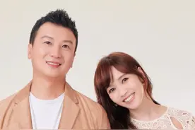 侯佩岑妈妈林月云帮女婿黄柏俊按摩，网友观感不适：这尺度合适吗图片