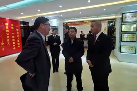 海西州人大常委会调研组一行调研指导格尔木法院诉讼服务工作图片