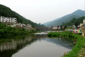 汝水悠悠——嵩县三合手绘小镇自然之美图片