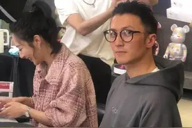 另有新欢已经分手半年，王菲恋上翻版小窦唯？谢霆锋直言不能忍图片