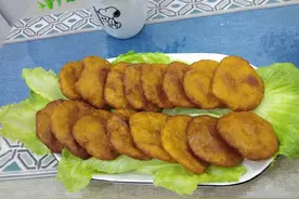 疫情之下，我建议你多买点老南瓜，又好做又好吃，这样做饼更香图片