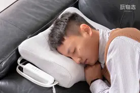 晚上睡不好？这个黑科技牵引枕，瞬间给我整“秒睡”了图片