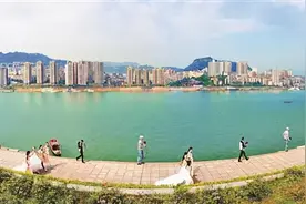 打卡巴渝美景丨爱在平湖万州图片