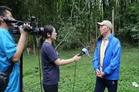 “男神”李伯清来崇州了图片