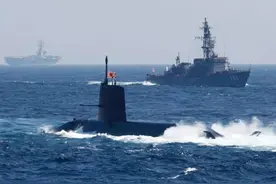 日本突然集结重兵，在东海追踪中国潜艇，为出兵台海抓紧备战？图片