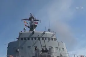 俄军舰开火军机升空驱逐越界船只 俄罗斯与西方国家摩擦不断图片
