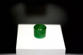 估值两个亿，为什么李莲英的翡翠扳指堪称天下第一？图片