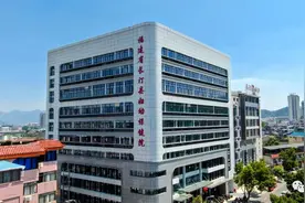 长汀县妇幼保健院就诊须知~请提前下载闽政通App和获取八闽健康码图片