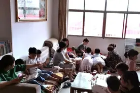 20天开个少儿图书馆，从待业青年变成馆长，推广小城全民阅读图片