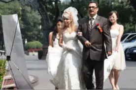 伊朗女孩与中国男孩的婚礼现场，新娘表示中国更安全愿意住下来图片