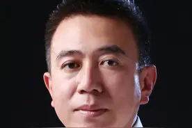 人工智能科技奖卓越贡献奖创泽集团董事长李庆民图片