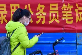 公务员和研究生究竟哪个更难考，过来人：难度系数不在一个级别图片