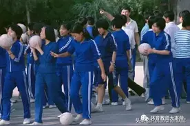 让女生爱上体育课图片