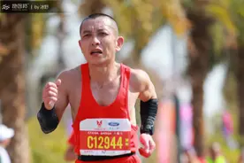 励志！这个爱跑步的老男孩通过跑步减重44斤！图片