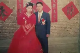 植物人妻子昏睡十年，醒来一开口就要离婚，丈夫喜忧参半图片