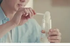 这样泡奶粉，没营养还伤肾！现在改还来得及图片