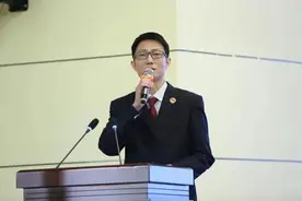 身边的榜样 | 尹骄阳：骄阳似火，守护公平正义之光图片
