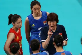 郎平用人值得商榷：朱婷不在状态一直用，李盈莹状态神勇却不敢用图片
