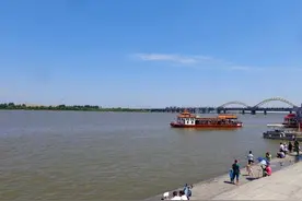 李健|《松花江》，我童年的海洋图片