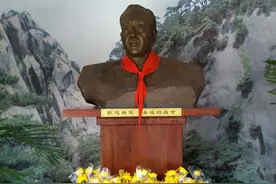 湘江战役他以一当十，是我军的武术高手，后创立了我国的特种部队图片