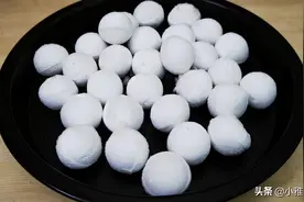 汤圆别煮着吃了，教你新吃法，外皮酥脆内里软糯，太好吃了图片