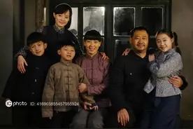 还记得闫学晶吗？她儿子都结婚了…图片