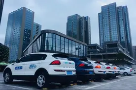联动云，站起来踩油门，是什么梗？图片