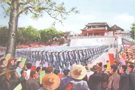 北伐初期，粤军桂军血战拿下湖南湖北，为何两省最后落入湘军掌控图片