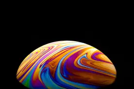 当肥皂泡遇到摄影师会变成什么？梦幻的“彩色星球”教程走起图片