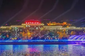 校长访谈｜吕梁卫校校长李艳峰：让师生少跑腿，让数据多跑路图片