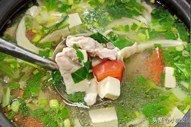 三鲜肉片汤这样做太香了，肉嫩汤鲜，冬天来一碗暖和，做法还简单图片