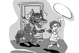 女孩夜班回家路上被陌生人尾随图片