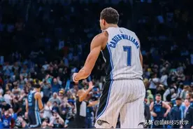 突然说要退役？才29岁，这可是首秀22+8+12+9的神人图片