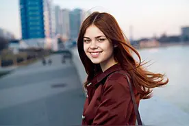 瑞士美女来到中国旅游，问出难题：中国人说的“透”是什么意思？图片