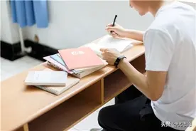全国31省市历年高考分数线汇总，我的分数能上什么层次的学校？图片