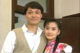 从琼瑶前段婚姻的失败看女大学生痛斥学校配不上自己图片