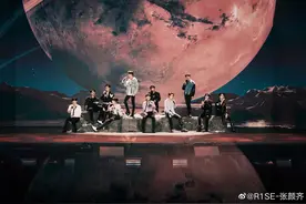 出道=垮掉？娱乐圈偶像批量化生产，离你家“塌房”还会远吗？图片