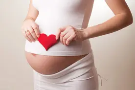 独臂准妈妈怀上三胞胎，婆婆不征求儿子的意见，建议儿媳减胎图片