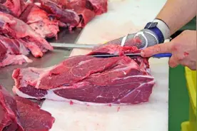 假牛肉到底用什么做的？内行人说出其中“猫腻”，以后别再上当了图片