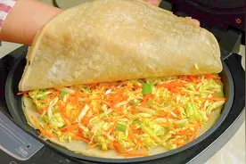 学校门口卖的最火的菜饼，农村妈妈教你在家做，6块钱够全家人吃视频封面