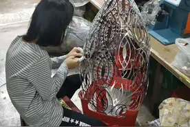 老板娘靠个小车房，外发手工，闷声发大财图片